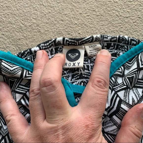 Roxy Halter Top - Picture 2 of 10